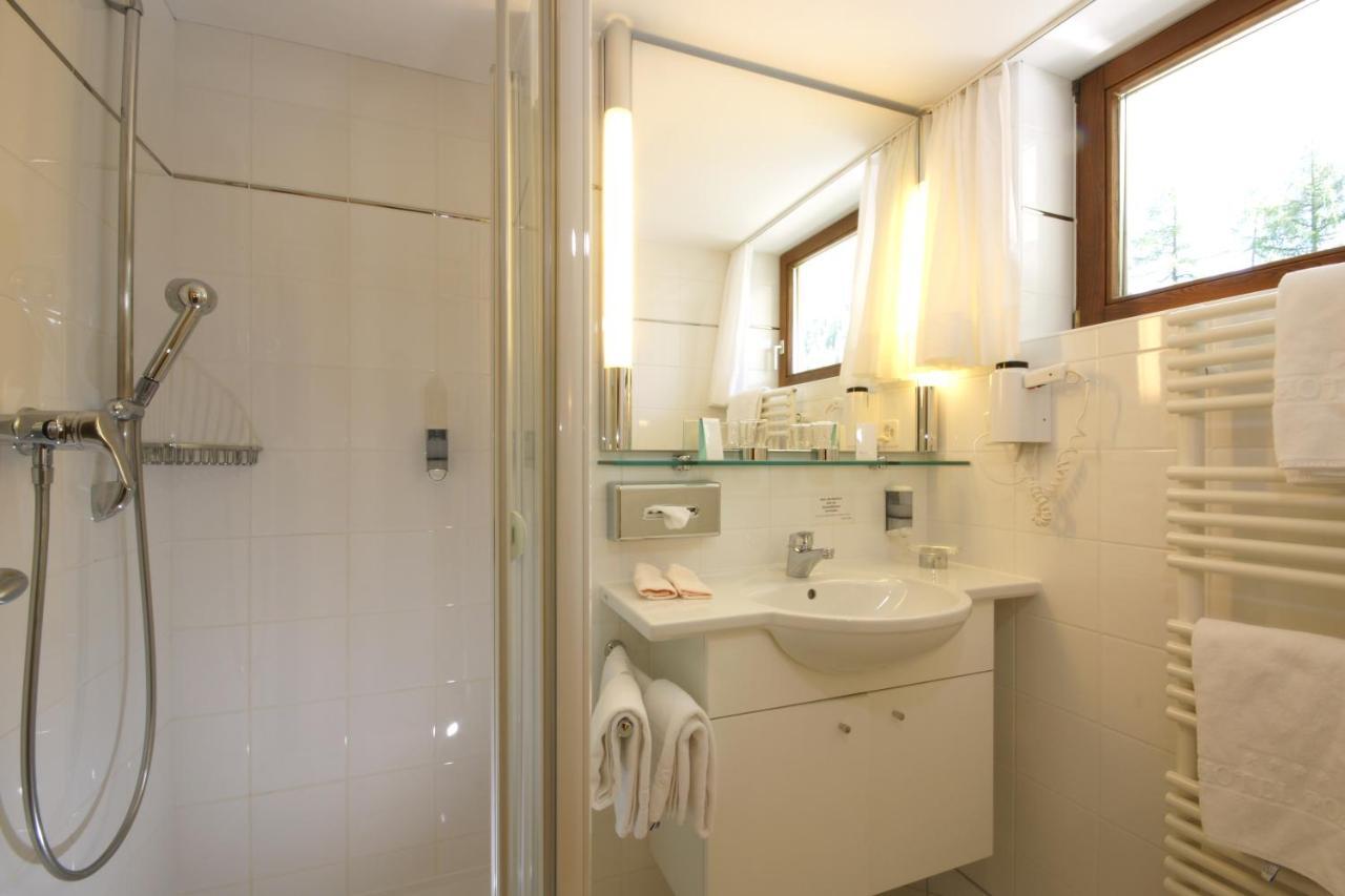 Hotel Post Sport- Und Wellness Samnaun Habitación foto